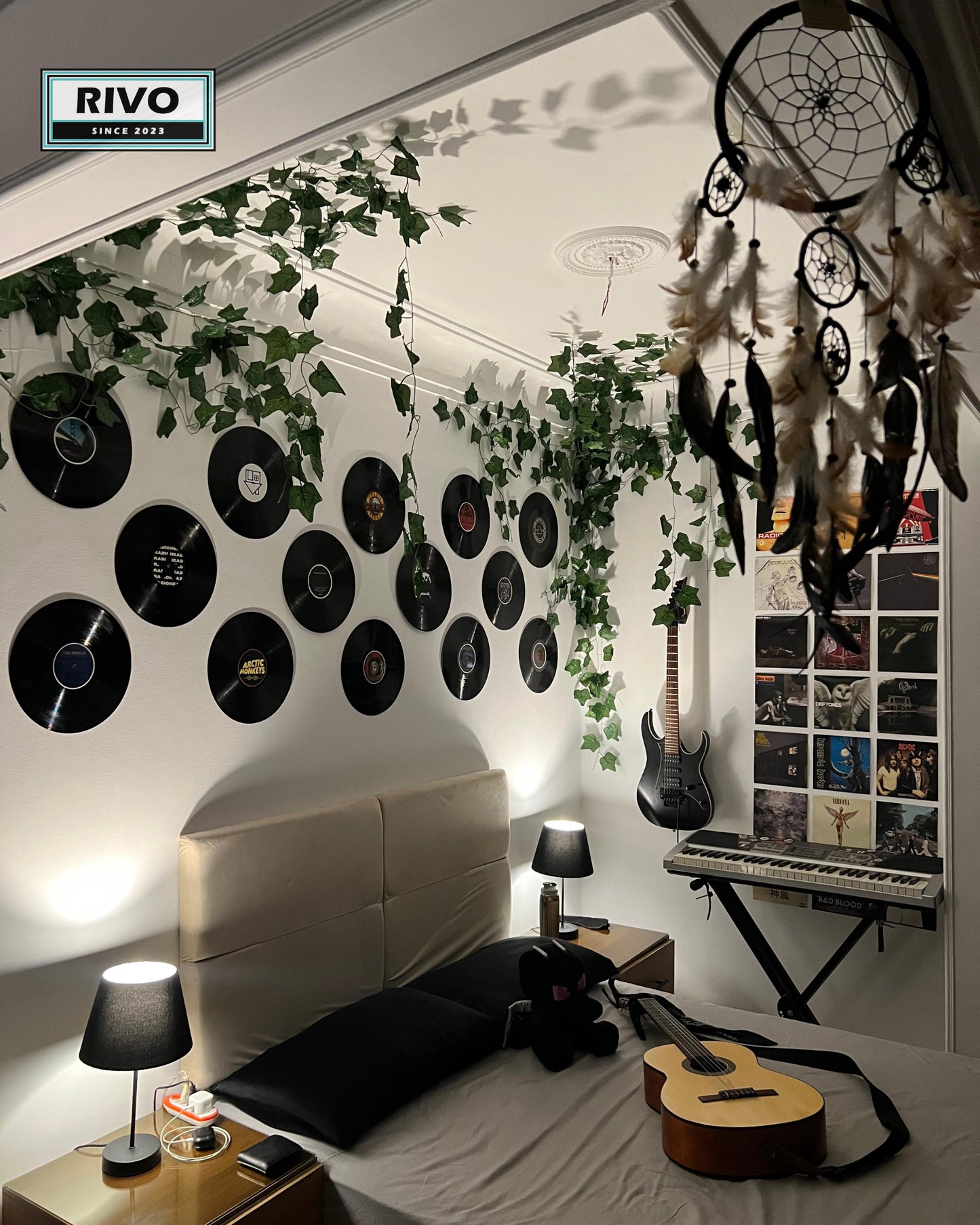 Rivo Vinyl Room