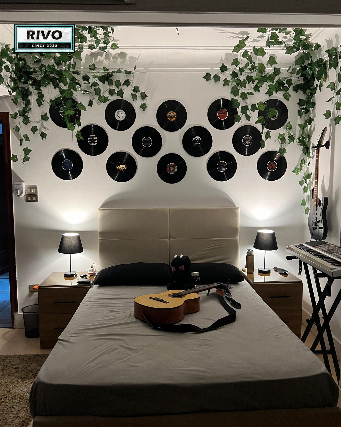 Rivo Vinyl Room